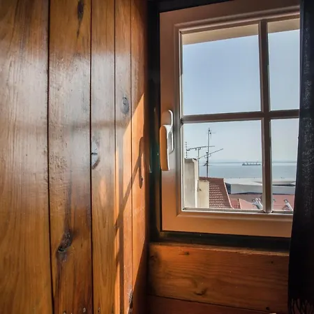 Alfama Daire
